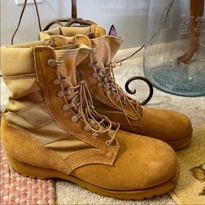 Altama mens hot weather military boot. 12r